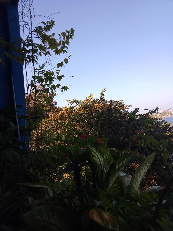 Nha Nghi Hang Nga Донг Хой Екстериор снимка